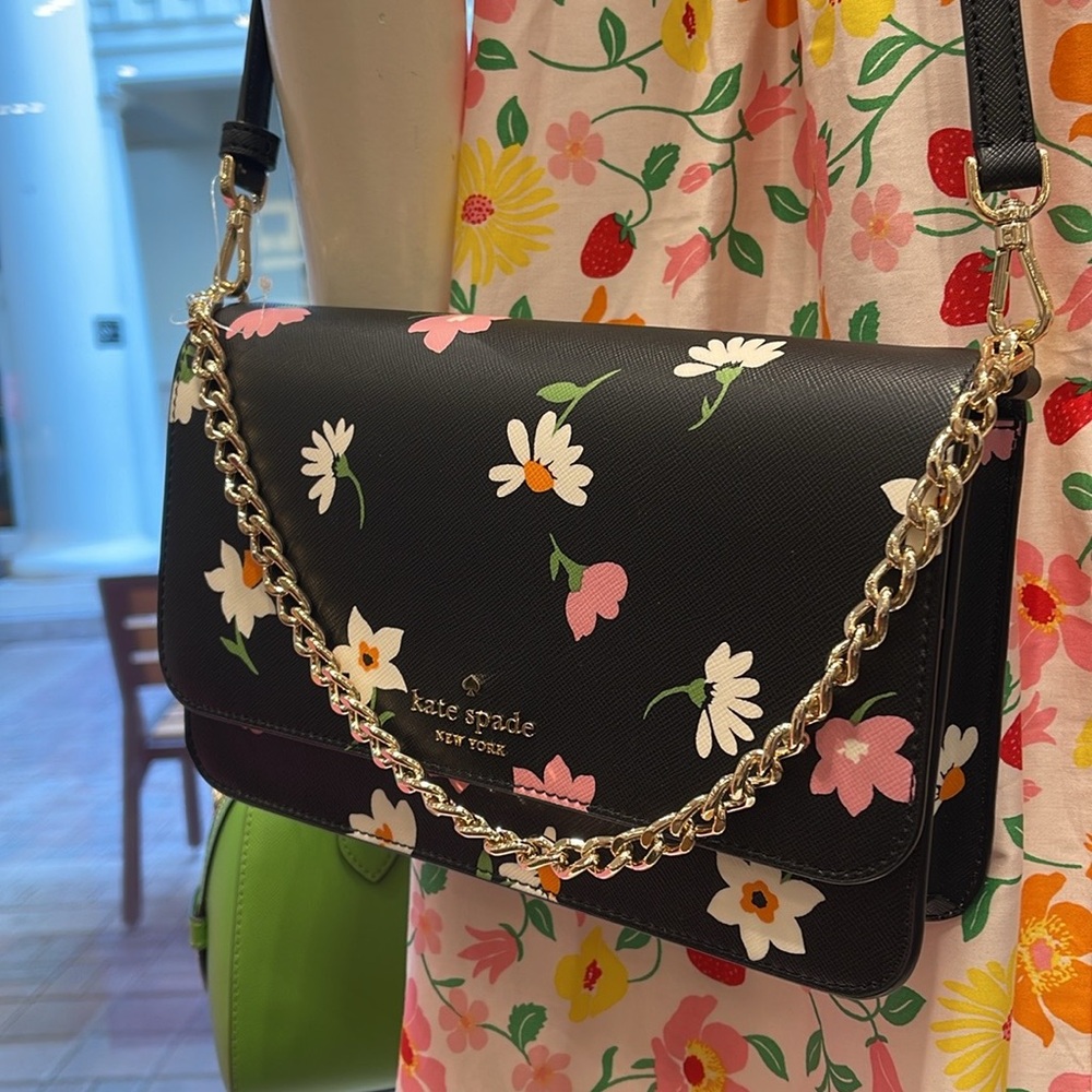 Kate Spade Madison Floral Waltz Flap Convertible Crossbody
Black Multi
NWT - Picture 6 of 16